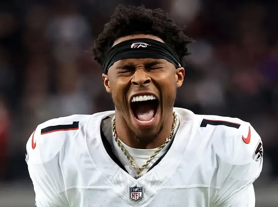 Darnell Mooney Teeth