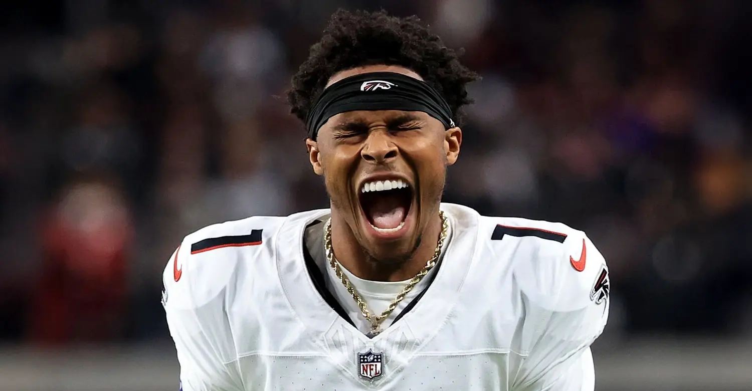 Darnell Mooney Teeth