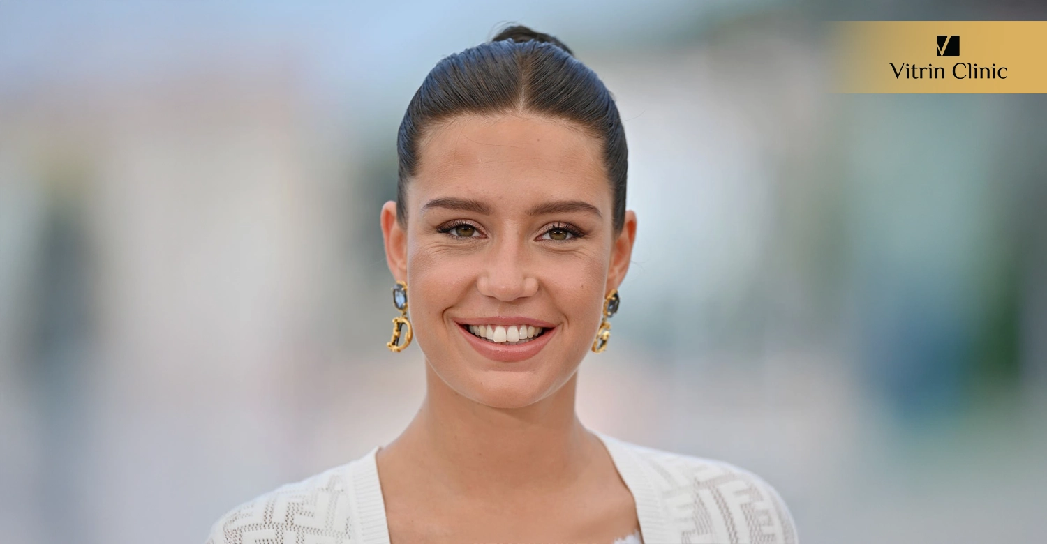 Why Does Adèle Exarchopoulos's Smile Stand Out?