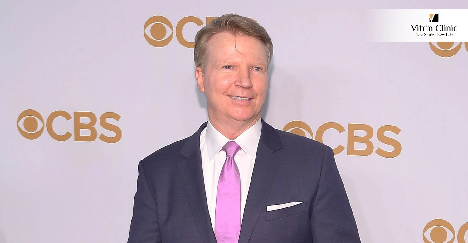 Phil Simms smile